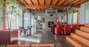Podenzano- Splendida villa con finiture di pregio